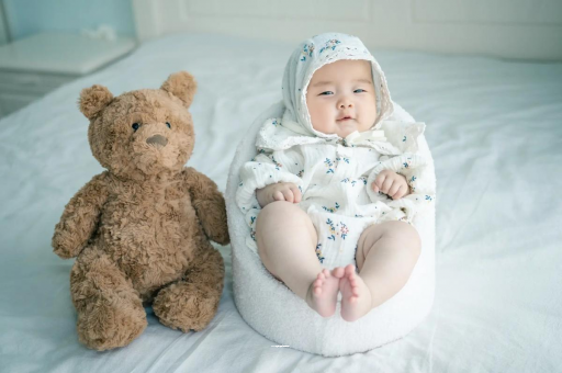 万宁宝宝吃不饱母乳的症状